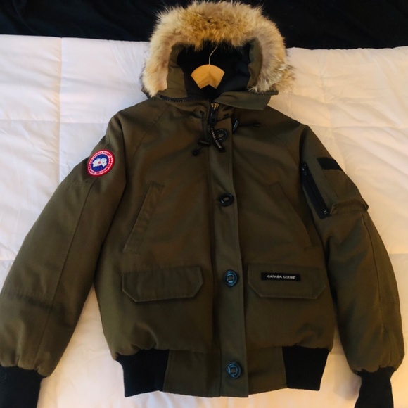 Chilliwack Bomber - Picture 2 of 7